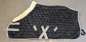 5'3 Rhinegold cosy collar medium stable rug BARGAIN PRICE !! (5531)