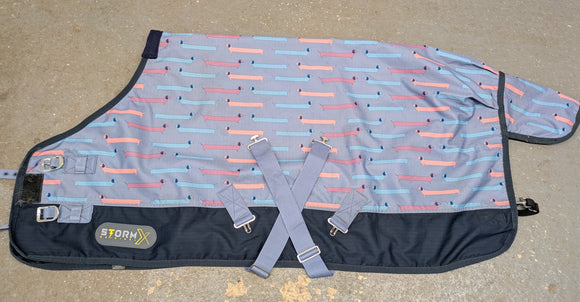 4'6 Storm X Dorris the Dachshund 0g Turnout Rug AS NEW !! (5635)